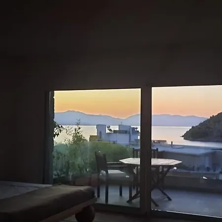 Magical Sea View 托隆