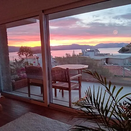 Διαμέρισμα Magical Sea View
